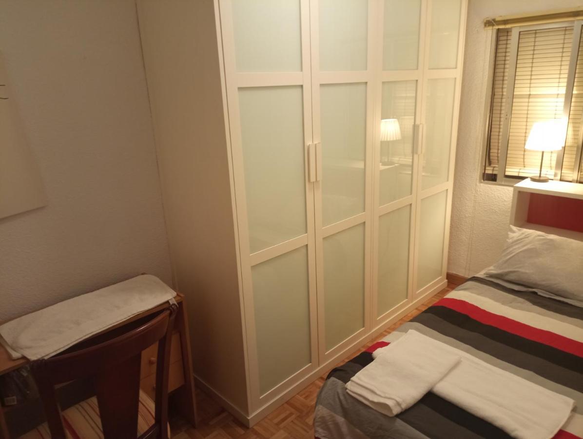 2-Centro Hab Compartida Masculina 8X Bed & Breakfast Madrid Luaran gambar