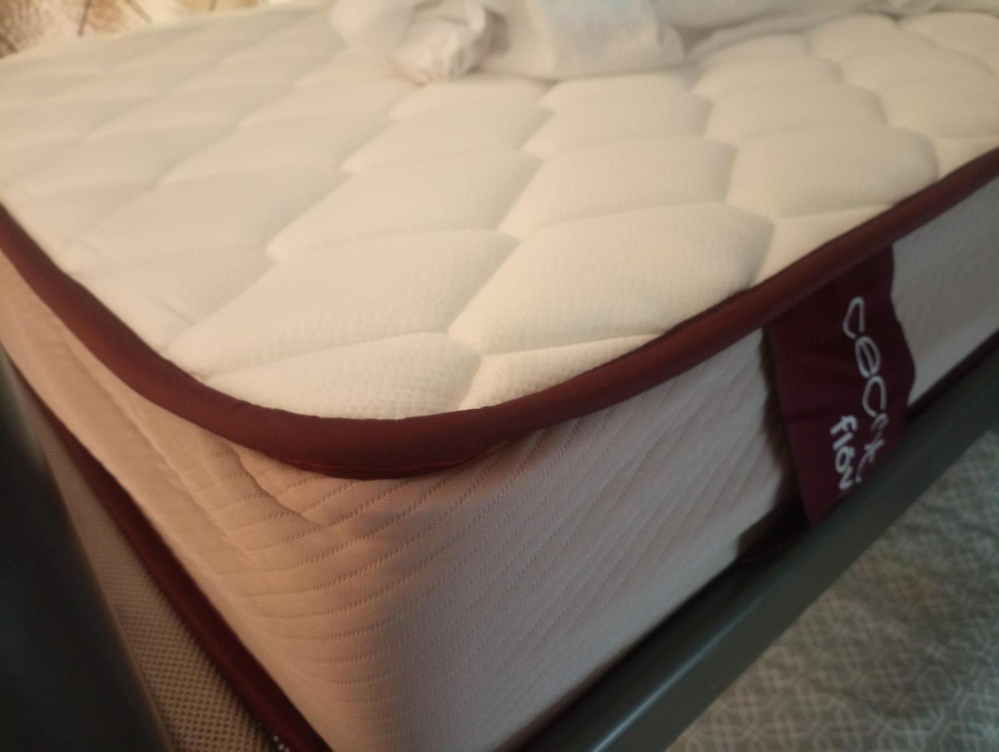 2-Centro Hab Compartida Masculina 8X Bed & Breakfast Madrid Bilik gambar