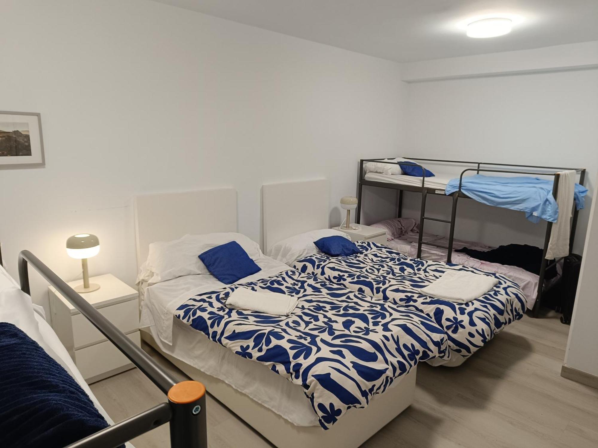 2-Centro Hab Compartida Masculina 8X Bed & Breakfast Madrid Luaran gambar